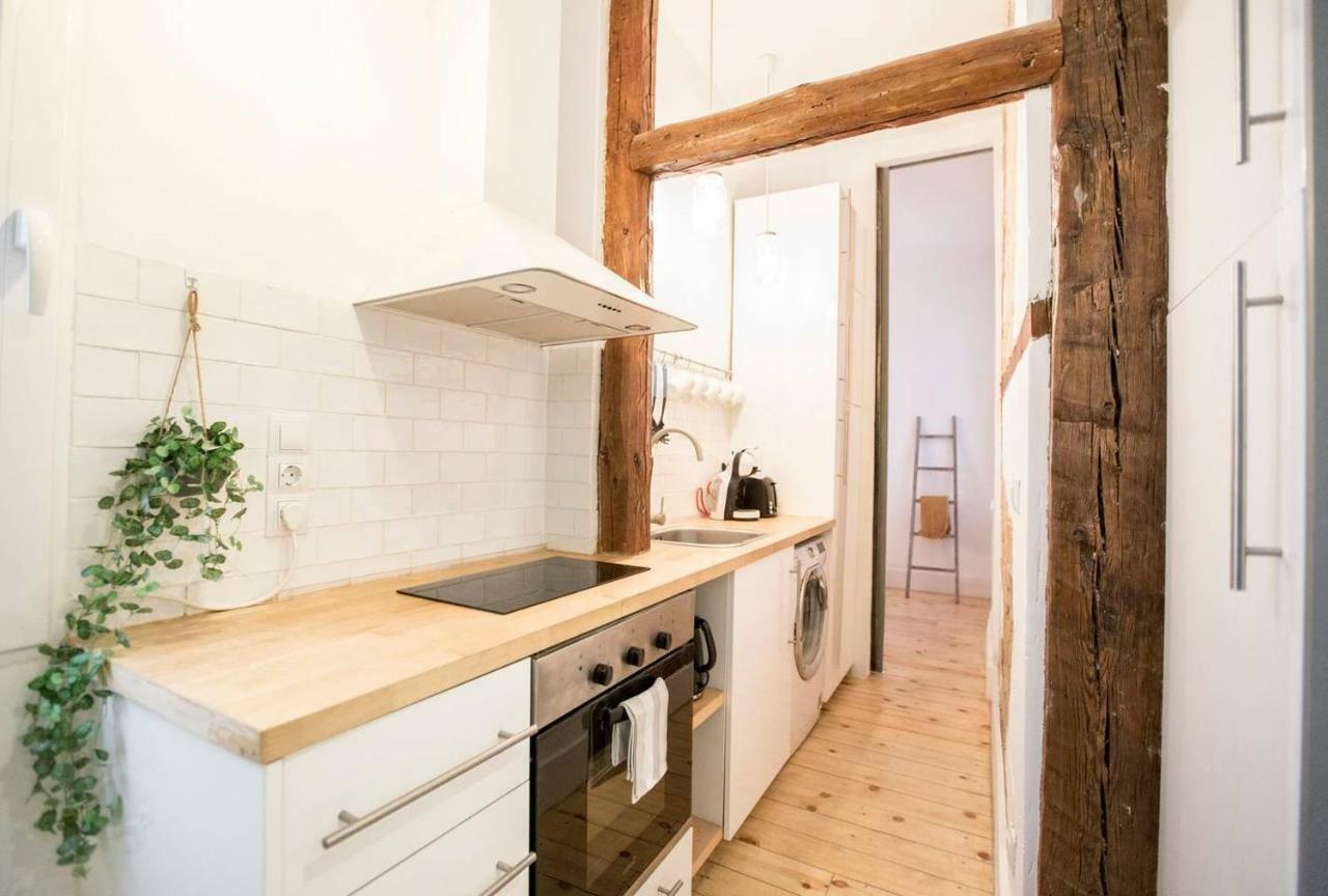Intimate And Artistic Flat Wifi Puerta Del Sol Apartment Madrid Luaran gambar