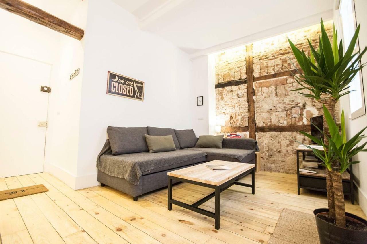 Intimate And Artistic Flat Wifi Puerta Del Sol Apartment Madrid Luaran gambar
