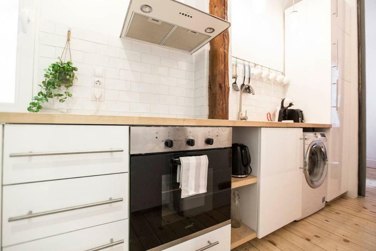 Intimate And Artistic Flat Wifi Puerta Del Sol Apartment Madrid Luaran gambar