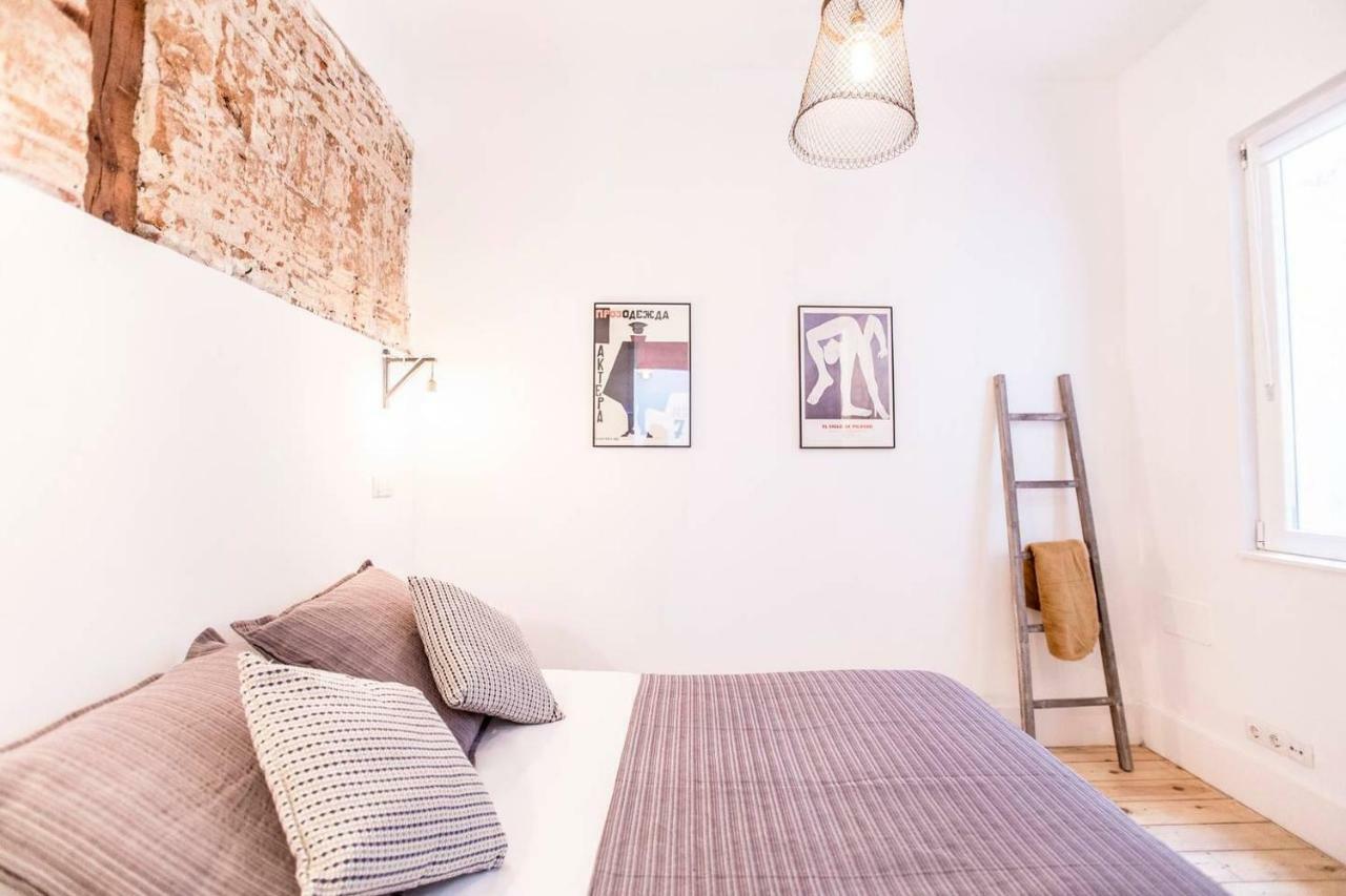 Intimate And Artistic Flat Wifi Puerta Del Sol Apartment Madrid Luaran gambar